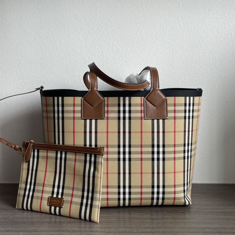 Bv*b*rry shopping bags